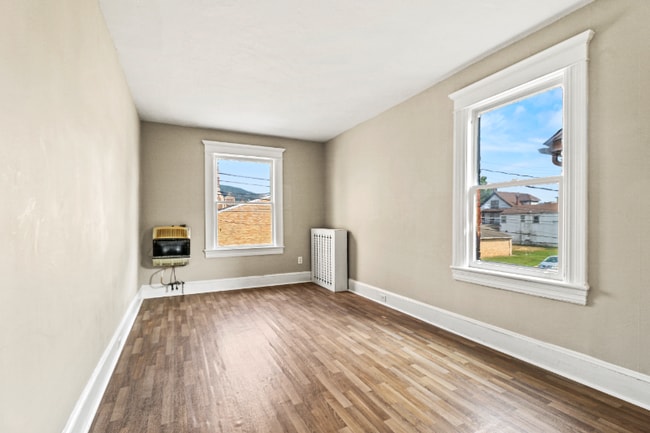 Building Photo - 117 Susquehanna Ave