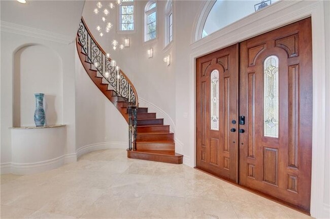 Foto del edificio - 1320 S Lakeside Dr