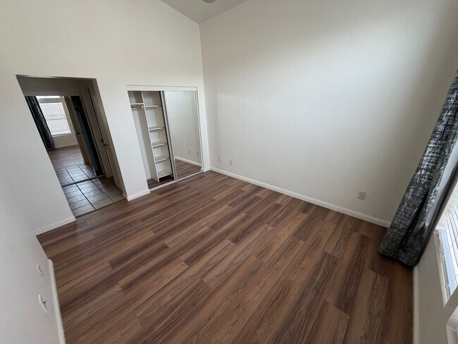 Foto del edificio - Charming and Updated 2BD/2BA Livermore Copper Hill Condo Near Las Positas College & 580!