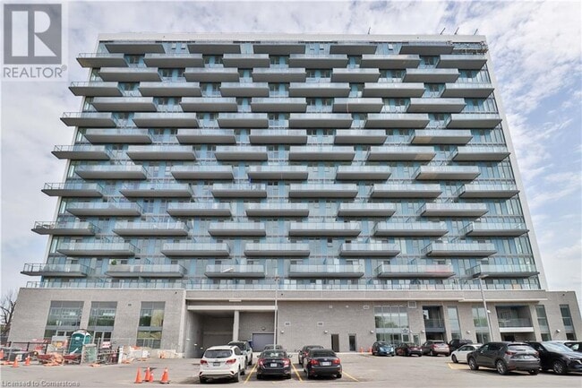 Building Photo - 2782 Barton St E
