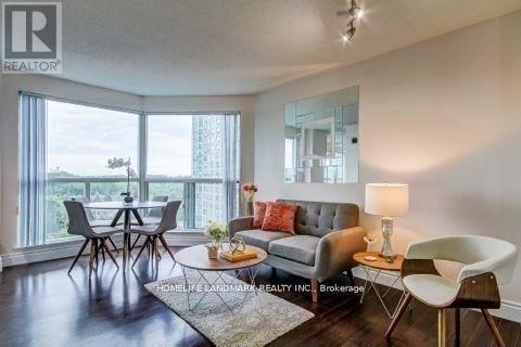 Photo du bâtiment - 2177-2177 Burnhamthorpe Rd W