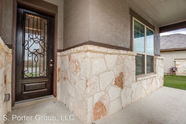Building Photo - 4 br, 3.5 bath House - 13126 Shoreline Drive