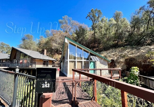 Building Photo - Unique Diamond Find In The Heart Of Historic Downtown Sonora!!!