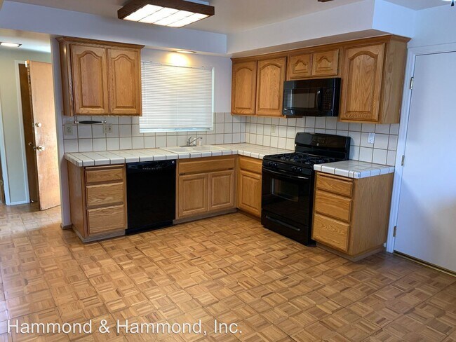 Building Photo - 3 br, 2 bath House - 16063 Osborne St.