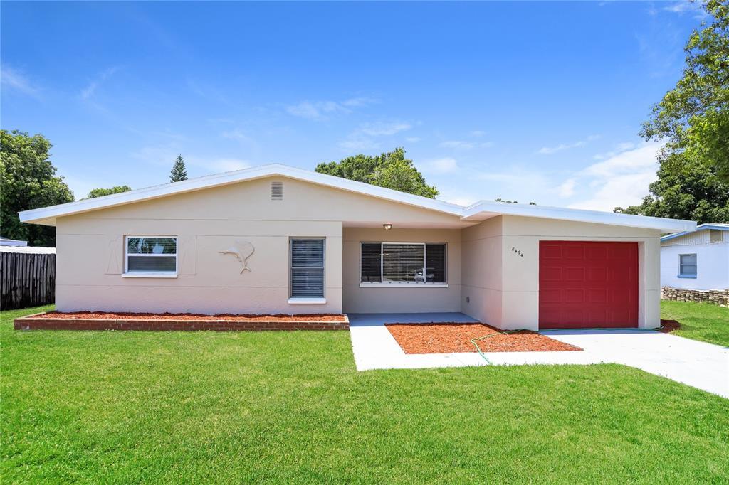 Foto principal - 8464 Hollyhock Ave