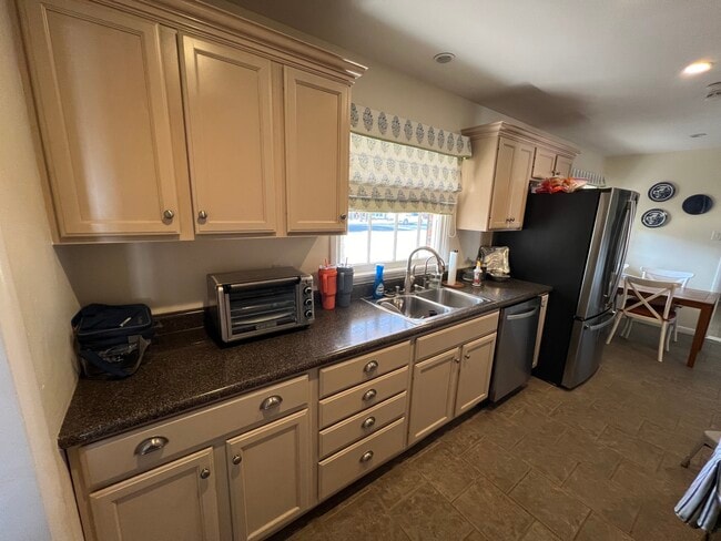 Foto del edificio - 2204 Boyd Ave