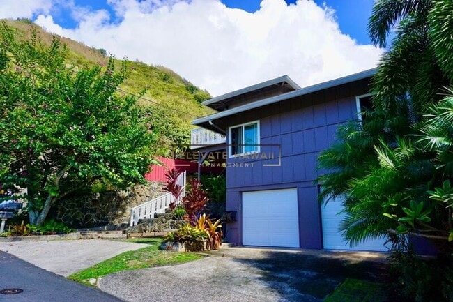 Building Photo - 736 Hawaii St