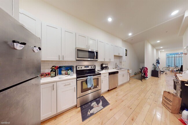 Foto del edificio - 3 br, 3 bath Duplex - 1945 N GRATZ ST Unit...