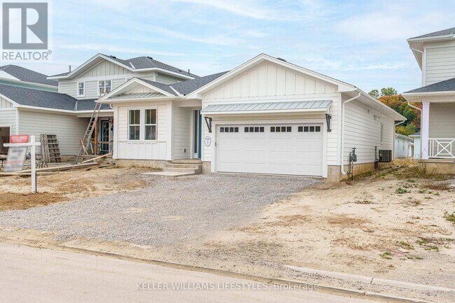 Building Photo - 106 Sandcastle Ky