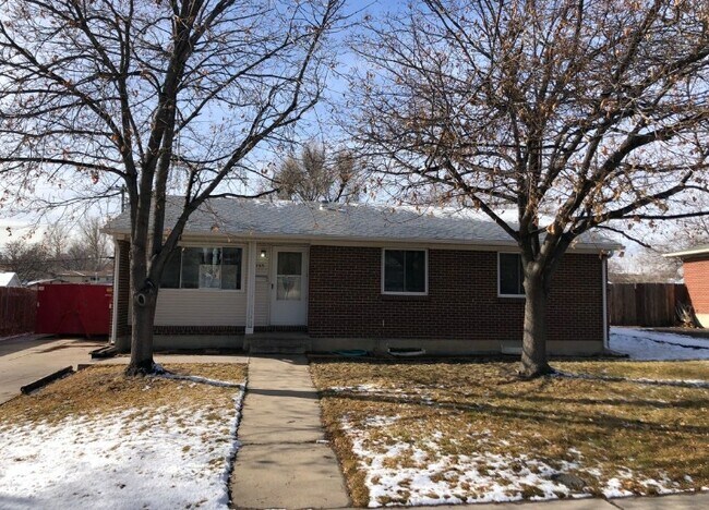 Building Photo - 8255 Solana Dr