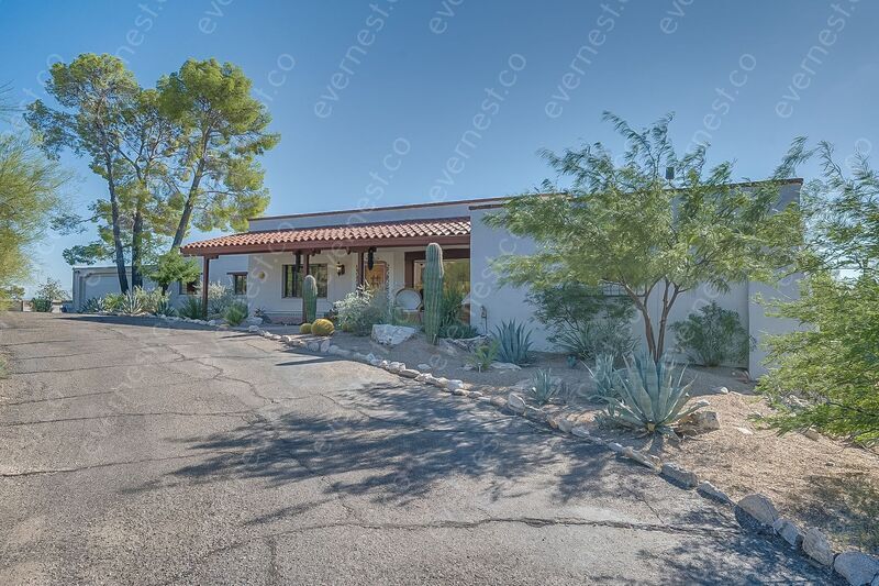 Foto principal - 4430 N Hacienda Del Sol Rd