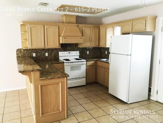 Building Photo - 615 S Pebble Creek