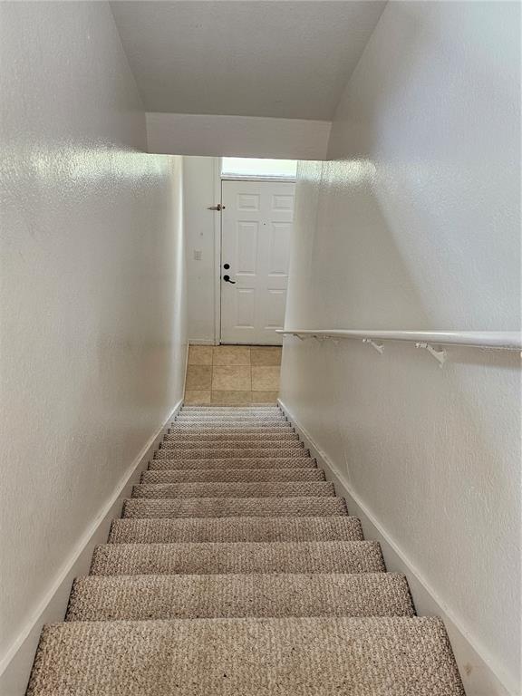 Building Photo - 10516 White Lake Ct