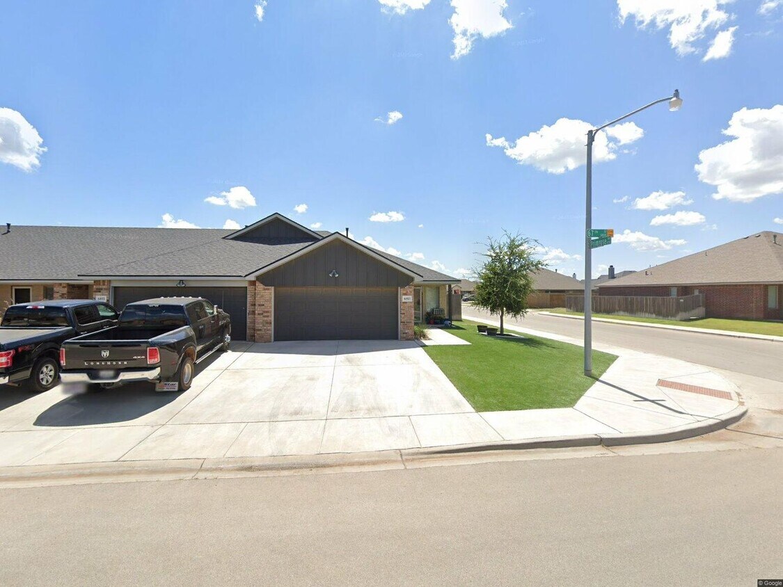 Foto del edificio - Welcome to Primrose - 3 Bed/ 2 Bath