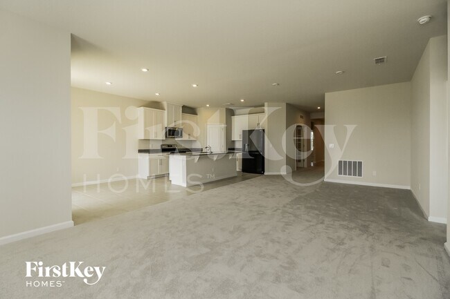 Foto del edificio - 3058 Hill Point St