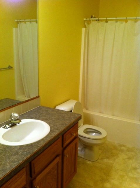 Building Photo - 3118 Creekwood Cir