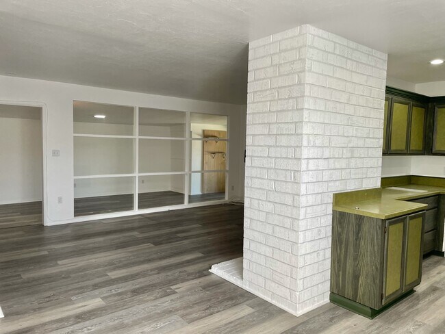 Foto del edificio - 4716 Aberdeen St