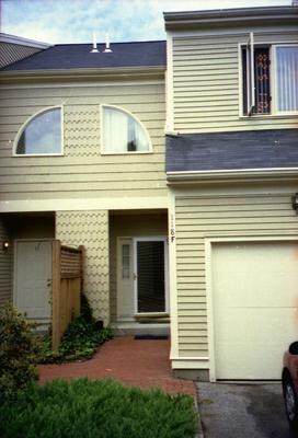 Foto del edificio - 118 Broadmeadow St