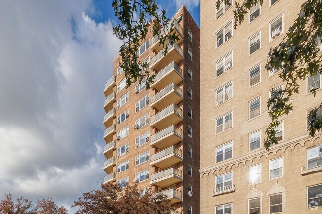Calle Plaza 34 Este - Plaza Vanderbilt - 34 Plaza St East