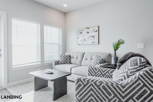 Building Photo - 5001 Willowgate Loop