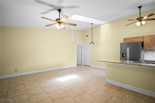 Foto del edificio - 1417 SW 51st Ln