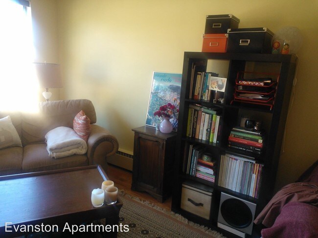 Foto del edificio - 4913-4913 Evanston Ave N