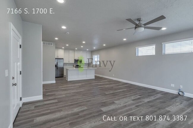 Building Photo - 7166 S 1700 E