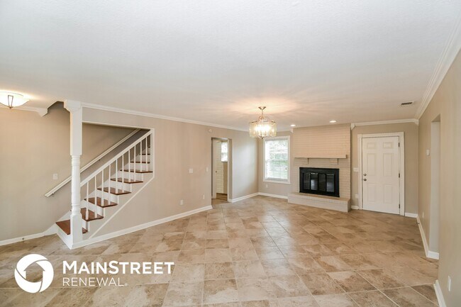 Building Photo - 10585 Castlebrook Dr