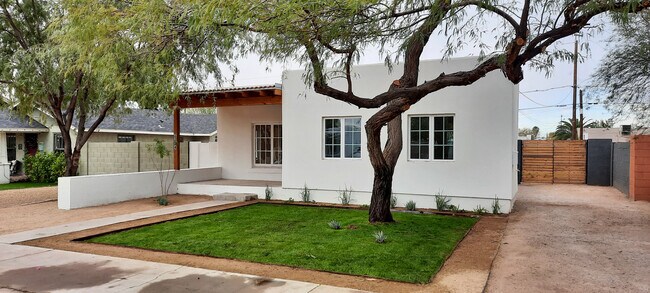 Foto del edificio - 2234 N Evergreen St
