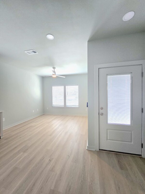 Foto del edificio - 612 E Brainerd St