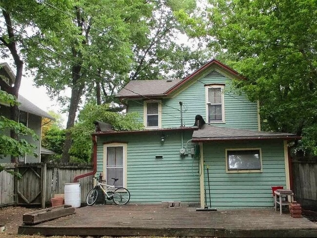 Foto del edificio - 1627 New Hampshire St