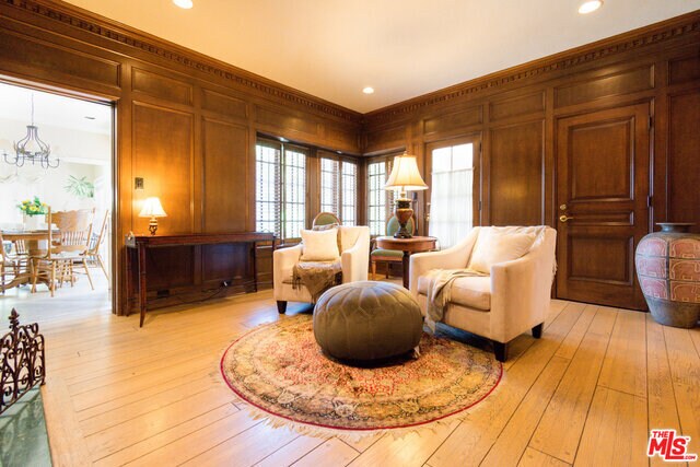 Building Photo - 1717 Chevy Chase Dr
