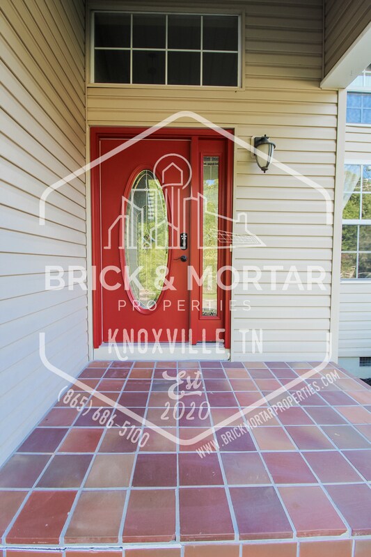 Building Photo - 1412 Springwood Cir