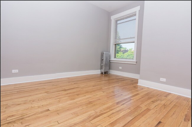 Foto del edificio - 311 E 69th St