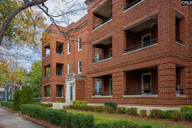 Building Photo - 1020 Marion St
