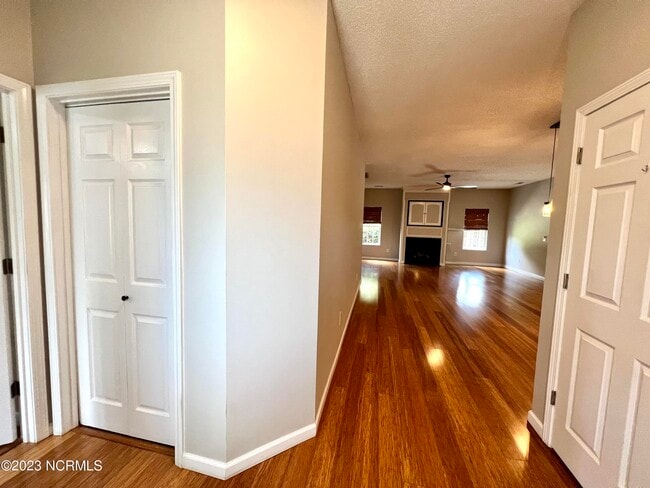 Building Photo - 603 Glenarthur Dr