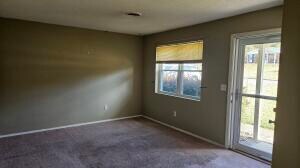 Building Photo - 209 Highview Way