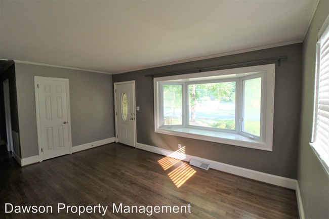 Building Photo - 3 br, 1.5 bath House - 928 Dudley Drive