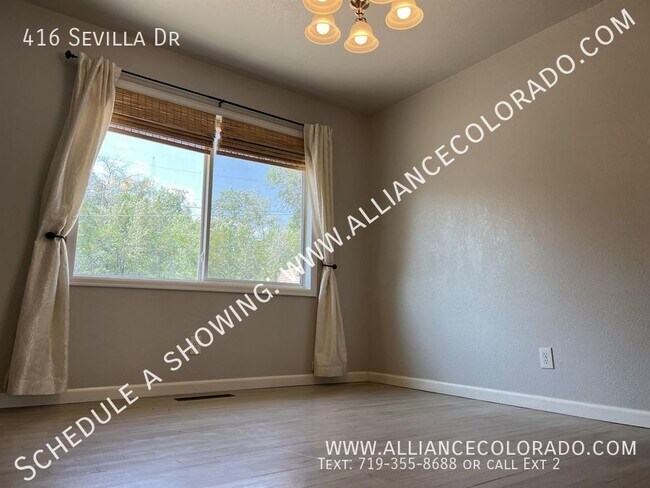 Building Photo - 416 Sevilla Dr