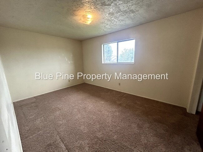 Building Photo - 1491 Mountain View Ln