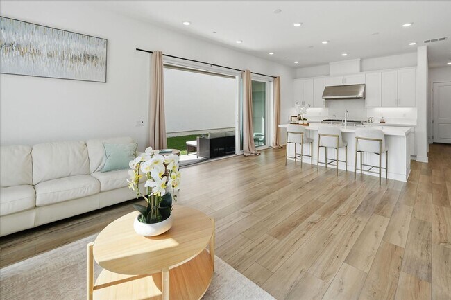 Foto del edificio - 26720 Afton Ln