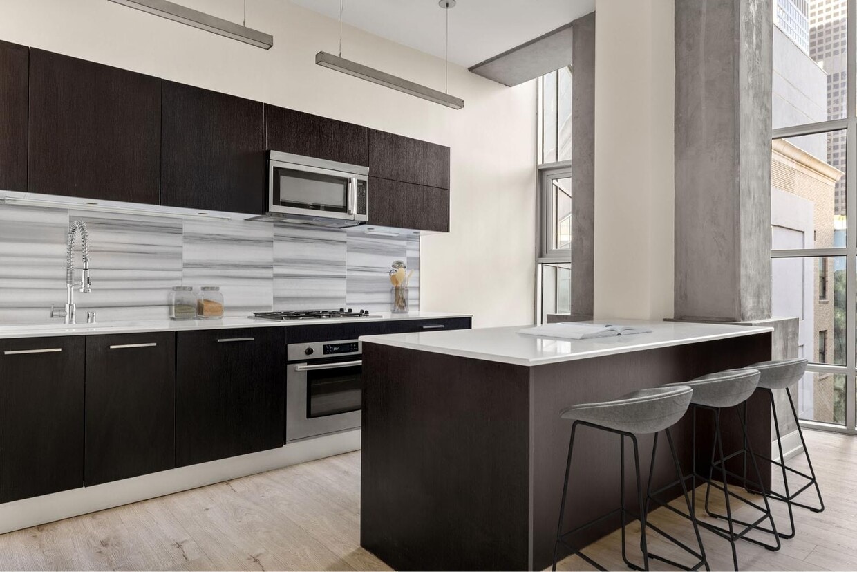 Primary Photo - Roosevelt Lofts