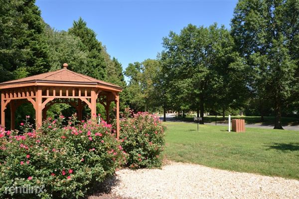 Building Photo - 5601 Goldthread Ln