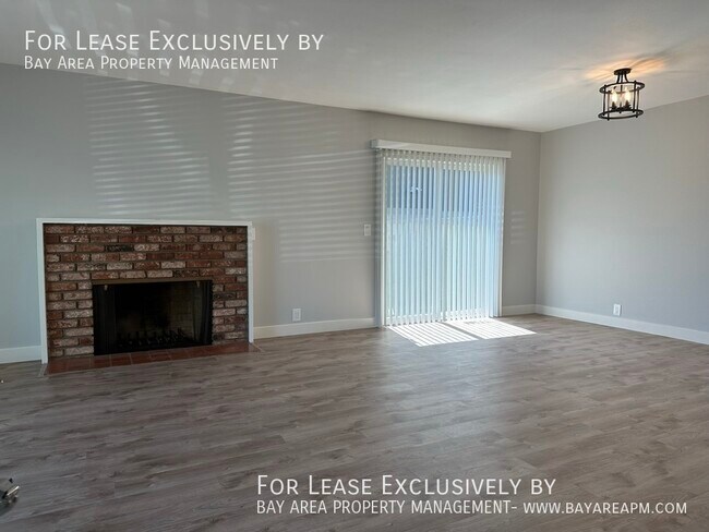 Foto del edificio - 2498 Edith Ave