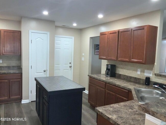 Building Photo - 315 Shepherd Trail