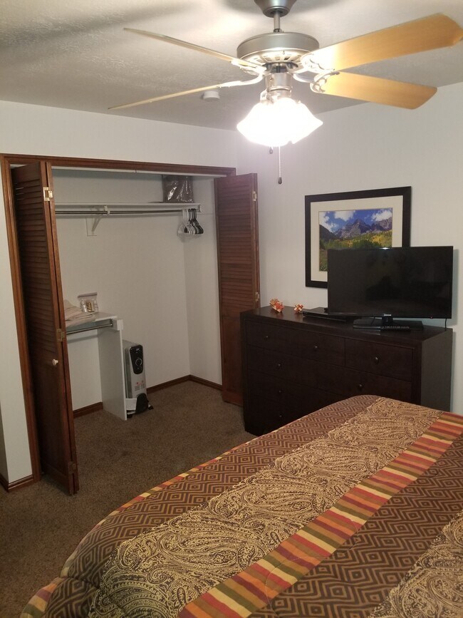 Foto del edificio - 1870 W 2700 S