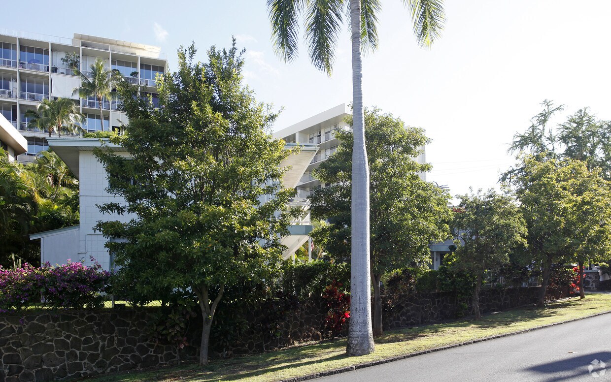 Exterior del edificio - 540 Iolani Ave
