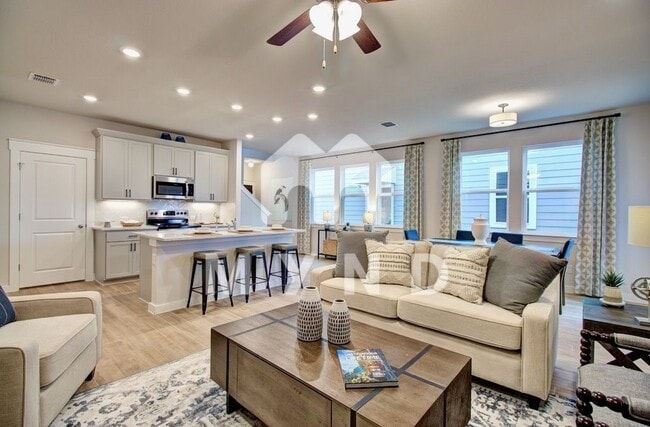 Building Photo - 895 Casina Cir [Model]