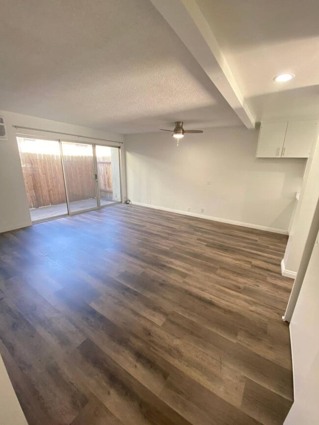 Building Photo - 1.0 bedroom in Monrovia California 91016