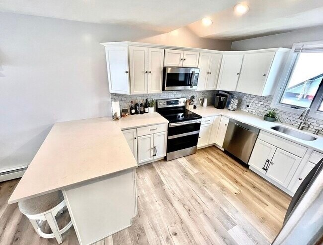 Building Photo - 30 White St